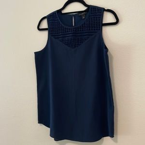 Sleeveless blouse in Navy